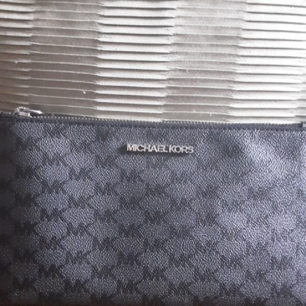 Michael Kors Navy Toiletry Bag